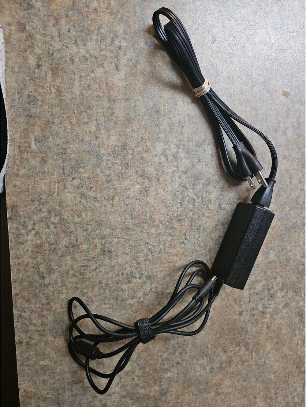 Dell Inspiron 15 Laptop Charger
